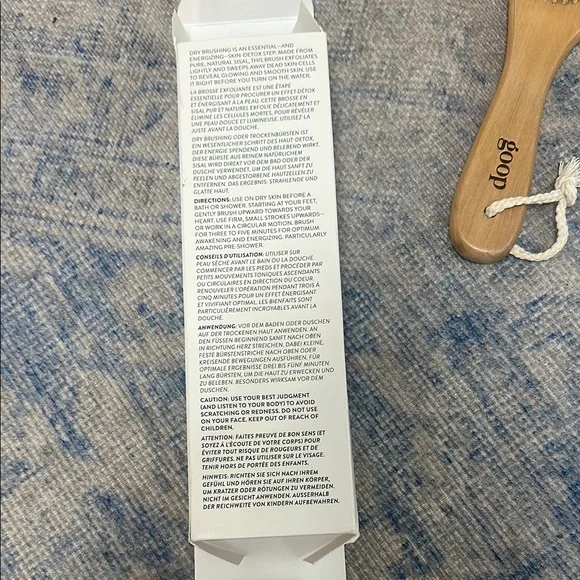 Goop Beauty G.Tox Ultimate Dry Brush - Picture 3 of 4